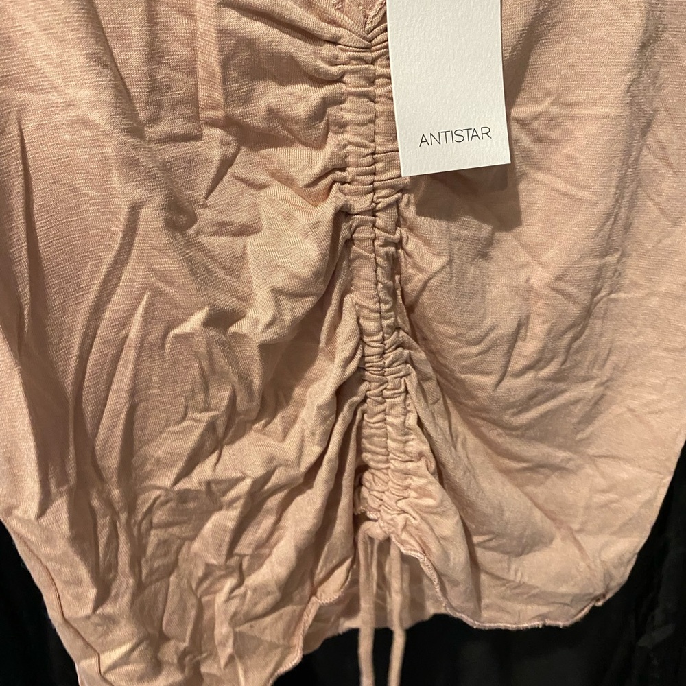 Women's Long Sleeve Ruched V-Neck Top in Dusty Rose - Picture 3 of 5